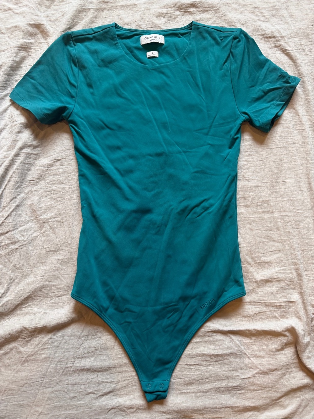 Aritzia Contour vivacity bodysuit sz small tall